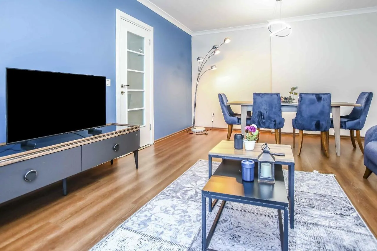 Flat With Balcony Close To Viaport Marina Tuzla Istanbul