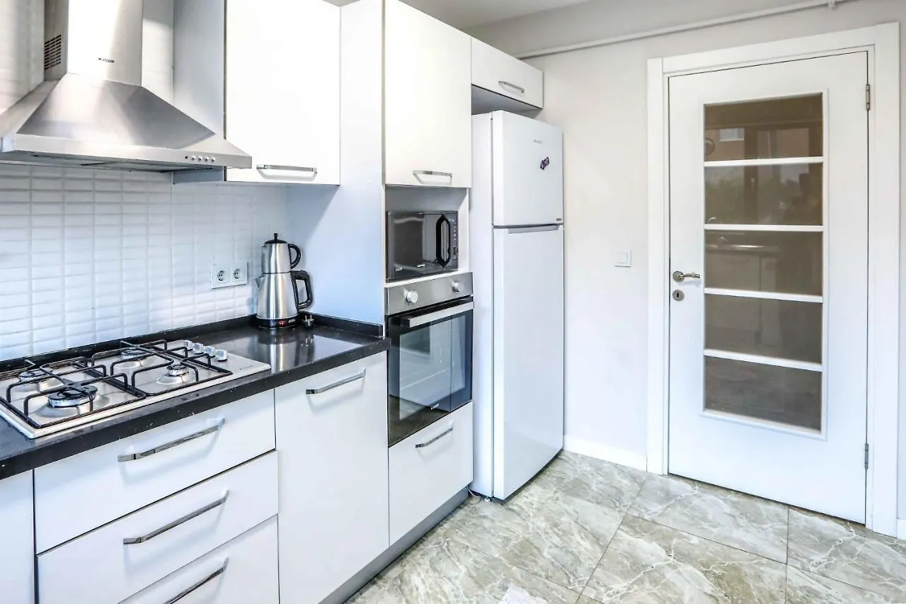 Flat With Balcony Close To Viaport Marina Tuzla Istanbul