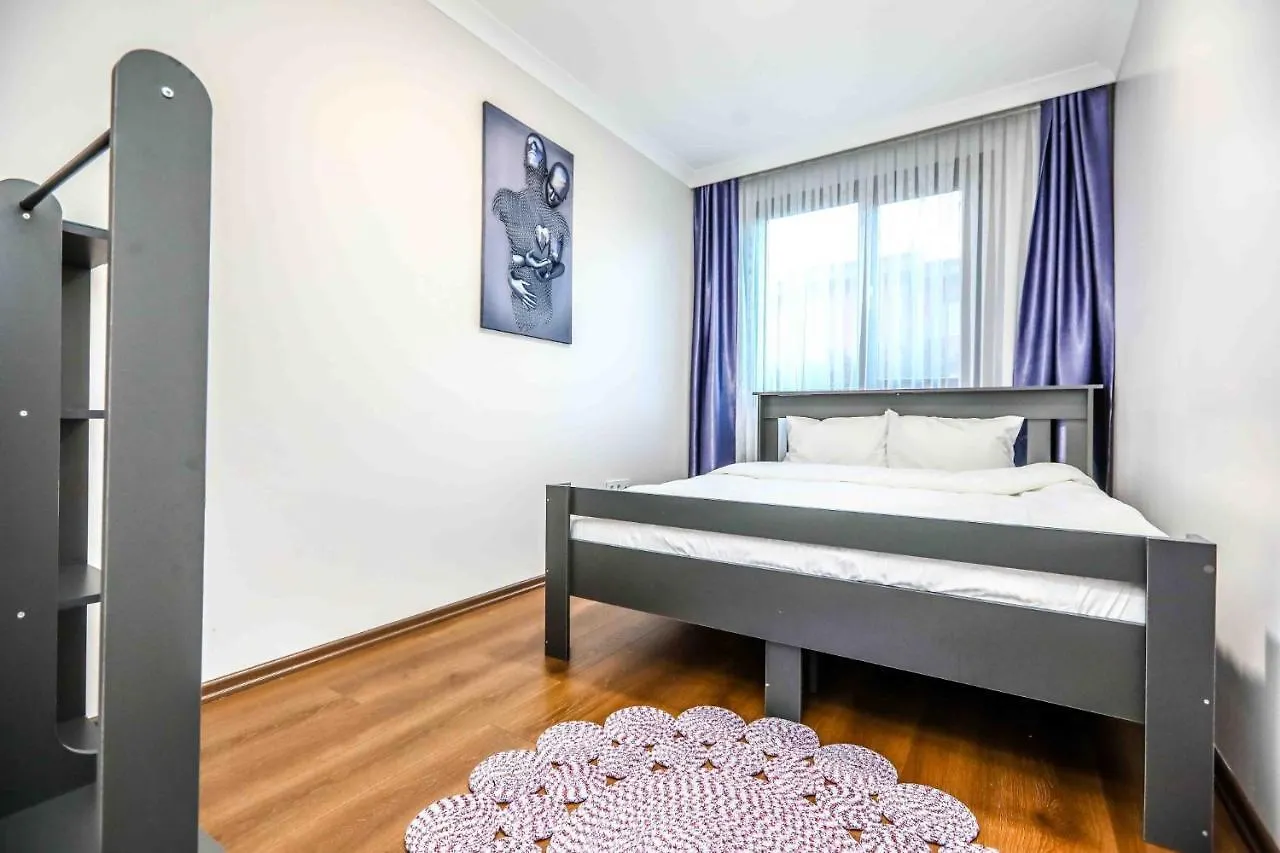 Flat With Balcony Close To Viaport Marina Tuzla Istanbul Apartment